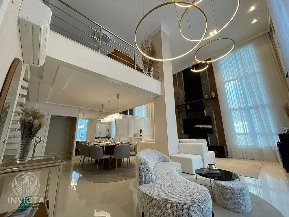 Apartamento, 3 quartos, 257 m² - Foto 1