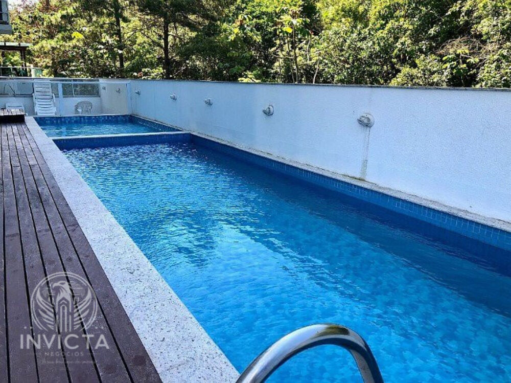 Apartamento à venda com 3 quartos, 140m² - Foto 8