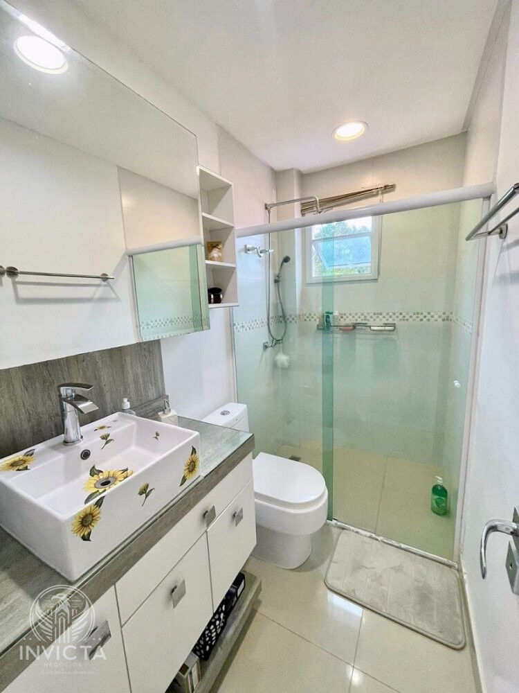 Apartamento à venda com 3 quartos, 140m² - Foto 9
