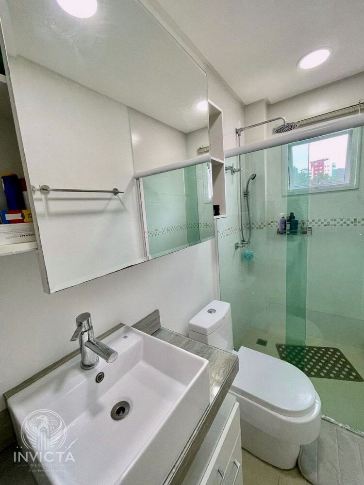 Apartamento à venda com 3 quartos, 140m² - Foto 8