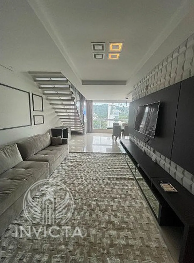 Cobertura, 2 quartos, 243 m² - Foto 2