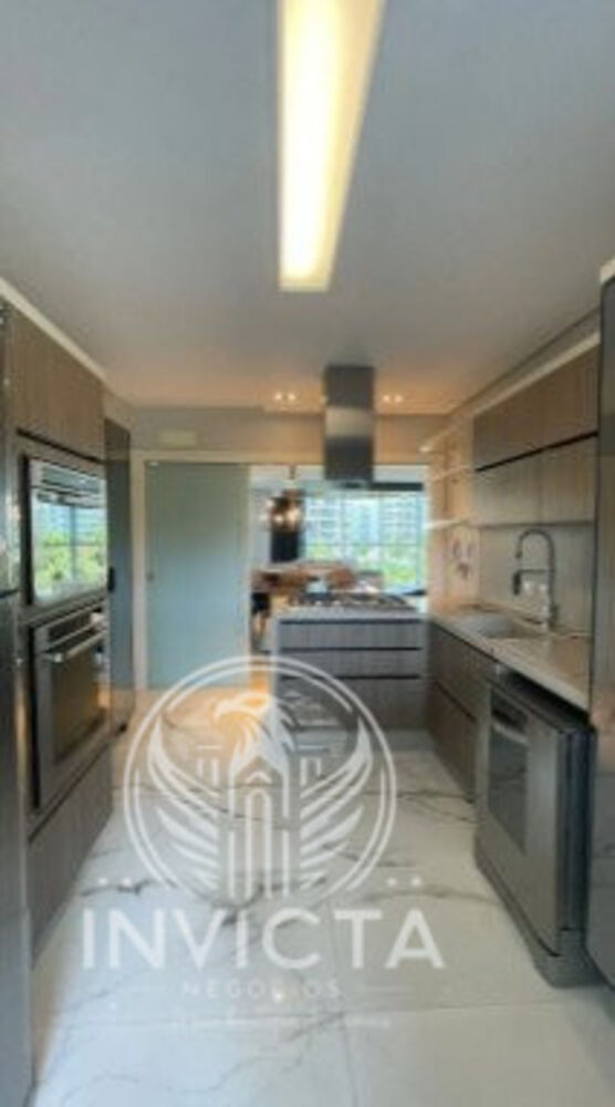 Apartamento à venda com 3 quartos, 166m² - Foto 1