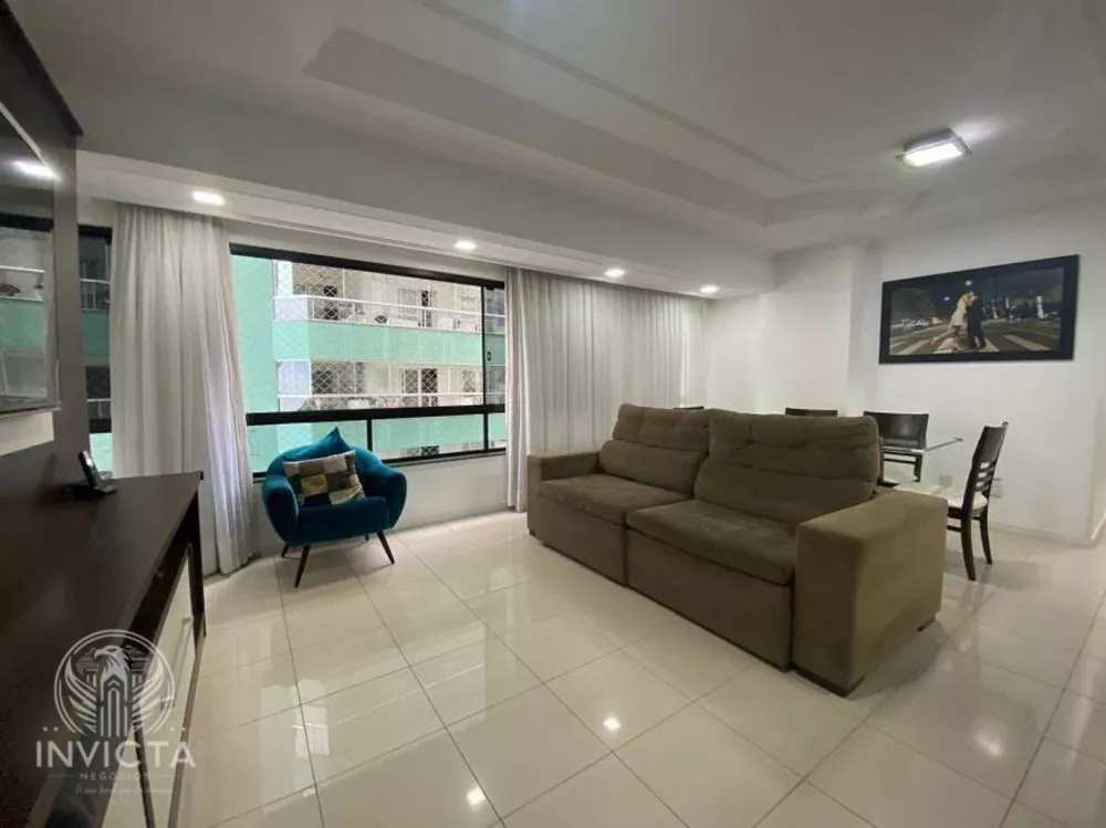 Apartamento à venda com 3 quartos, 101m² - Foto 2