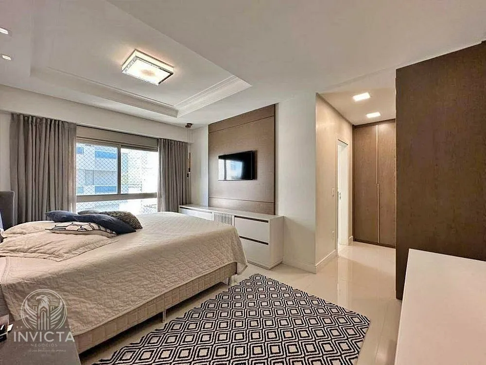 Apartamento, 3 quartos, 246 m² - Foto 6