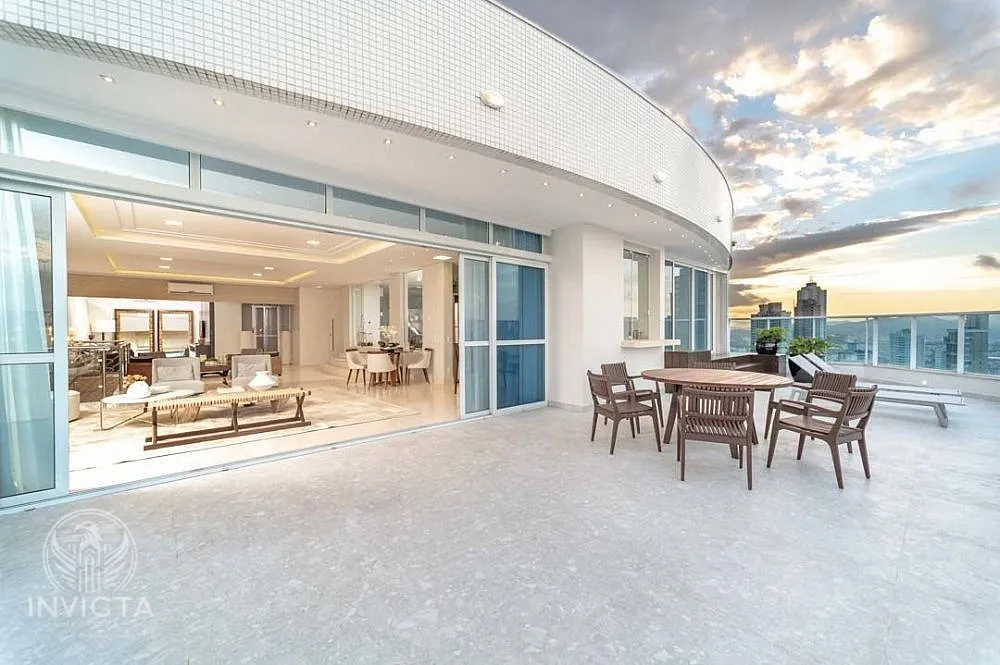 Cobertura, 6 quartos, 740 m² - Foto 2
