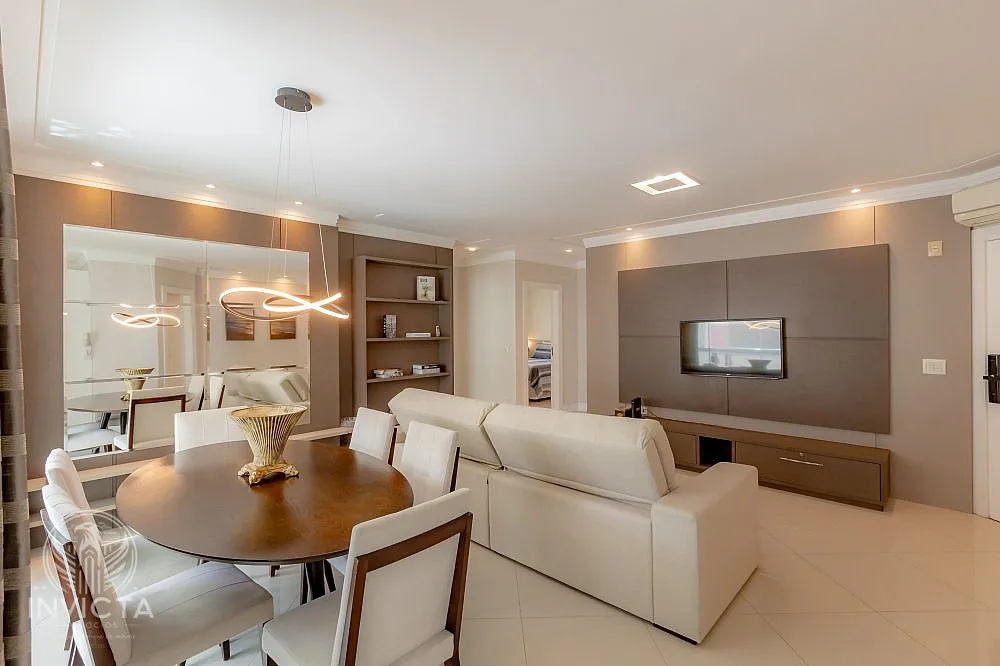 Apartamento, 3 quartos, 131 m² - Foto 1