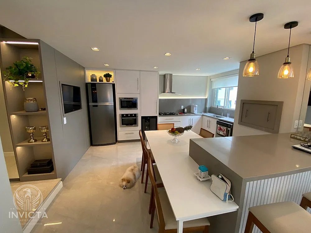 Apartamento, 4 quartos, 175 m² - Foto 1