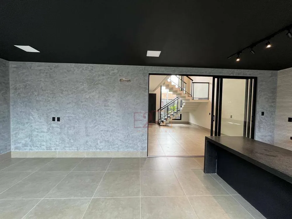 Sobrado, 3 quartos, 205 m² - Foto 2