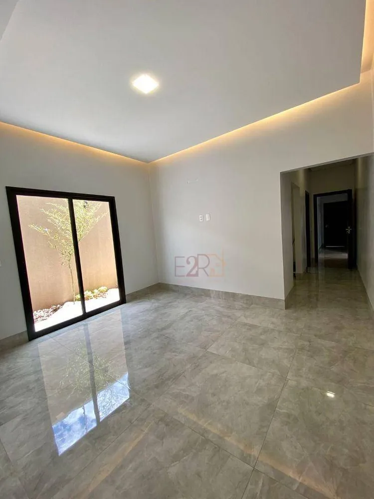 Casa, 3 quartos, 203 m² - Foto 2