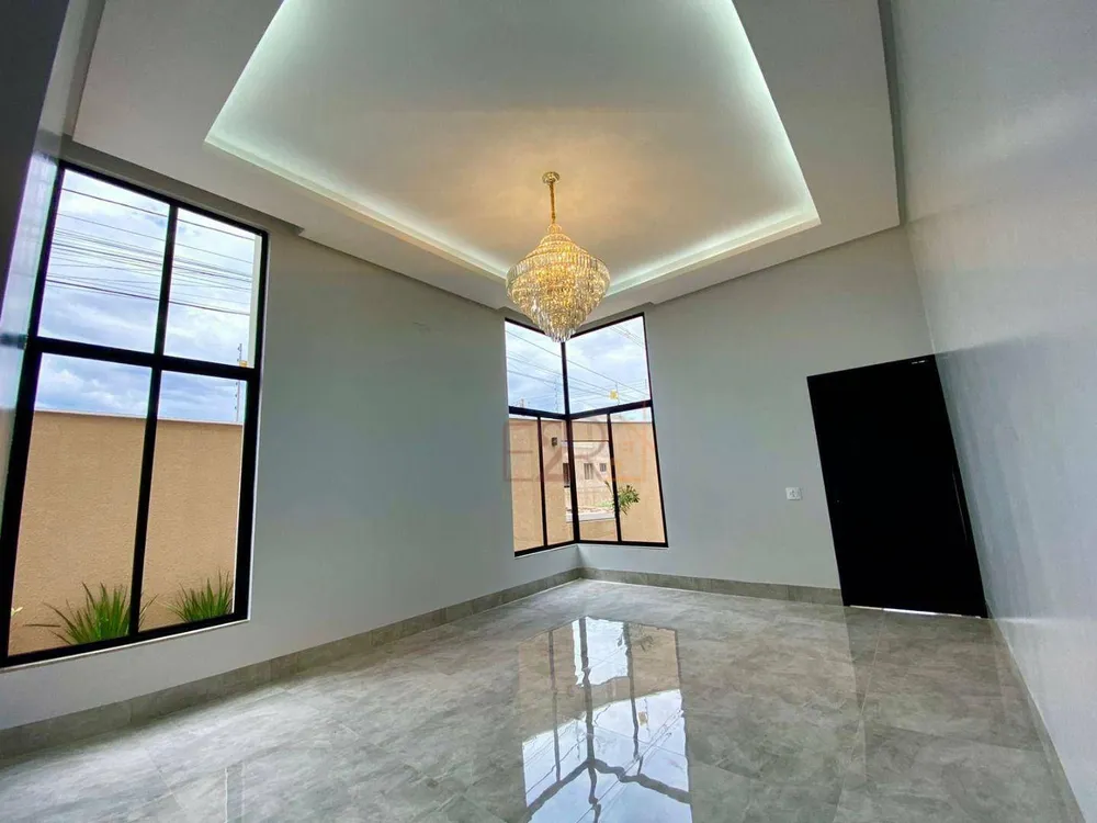 Casa, 3 quartos, 203 m² - Foto 1