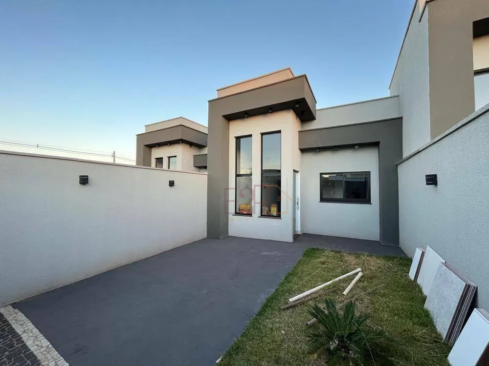 Casa, 3 quartos, 74 m² - Foto 1