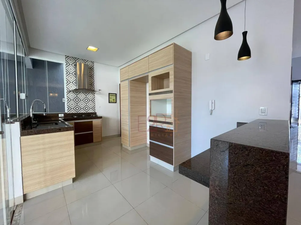 Sobrado, 3 quartos, 270 m² - Foto 3