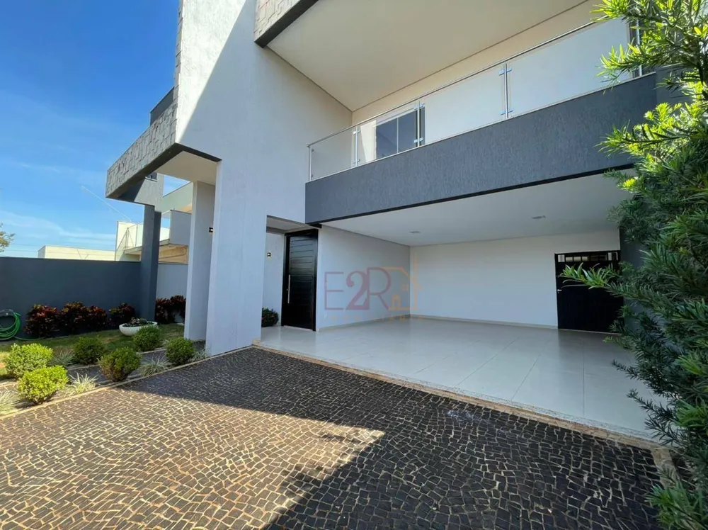 Sobrado, 3 quartos, 270 m² - Foto 1