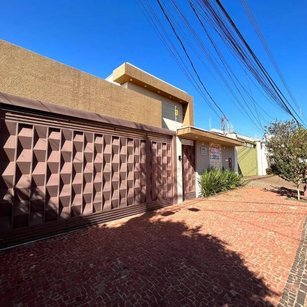 Casa, 3 quartos, 164 m² - Foto 1