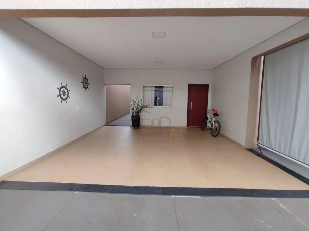 Casa, 5 quartos, 227 m² - Foto 1