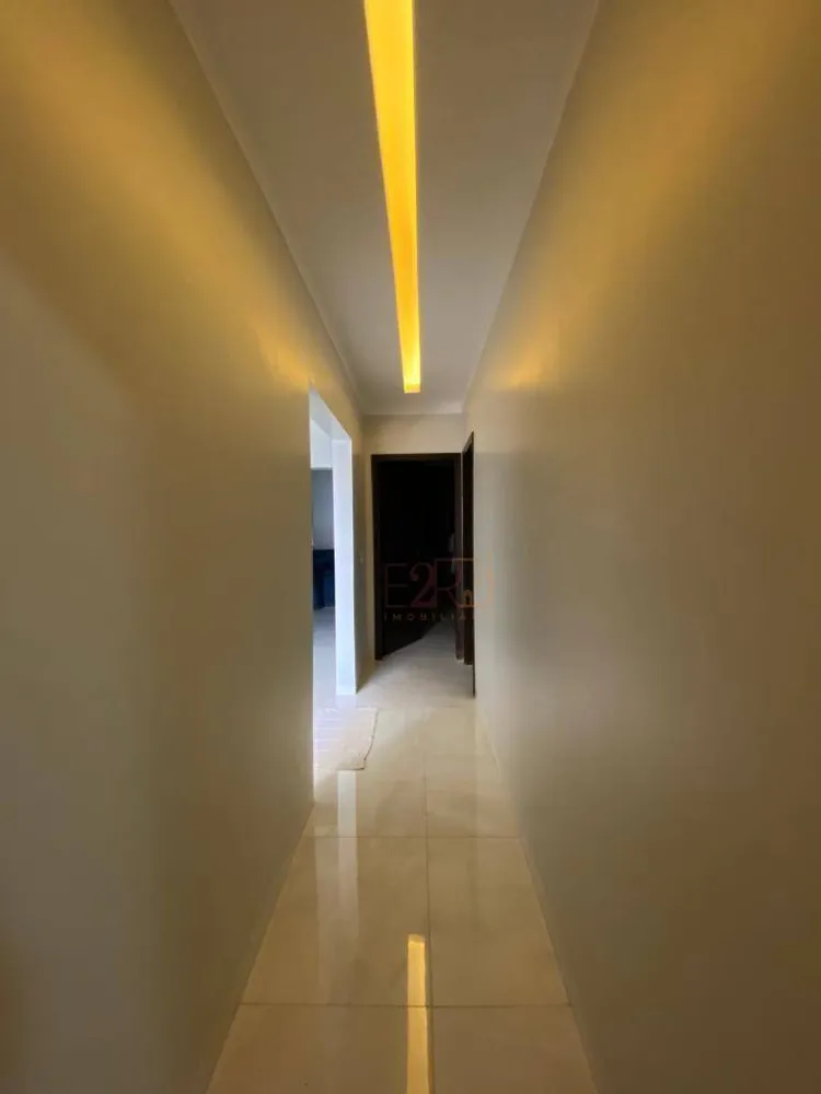 Casa, 3 quartos, 215 m² - Foto 4