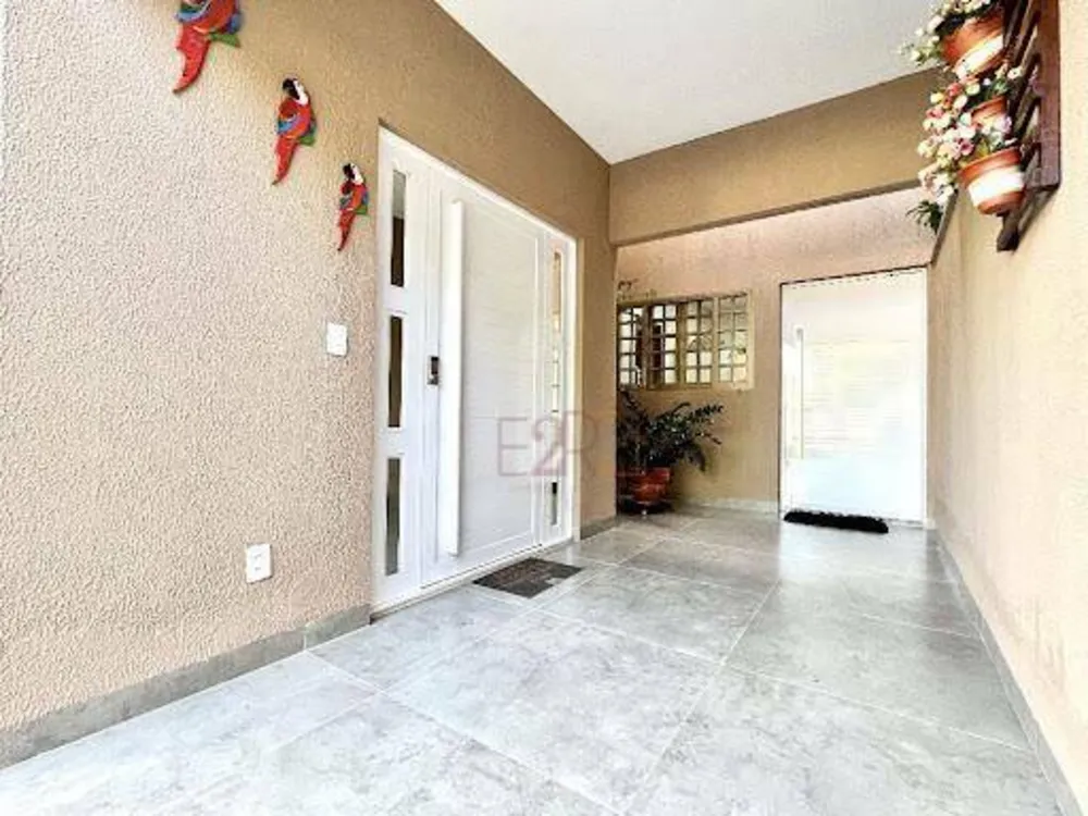 Casa, 5 quartos, 138 m² - Foto 3