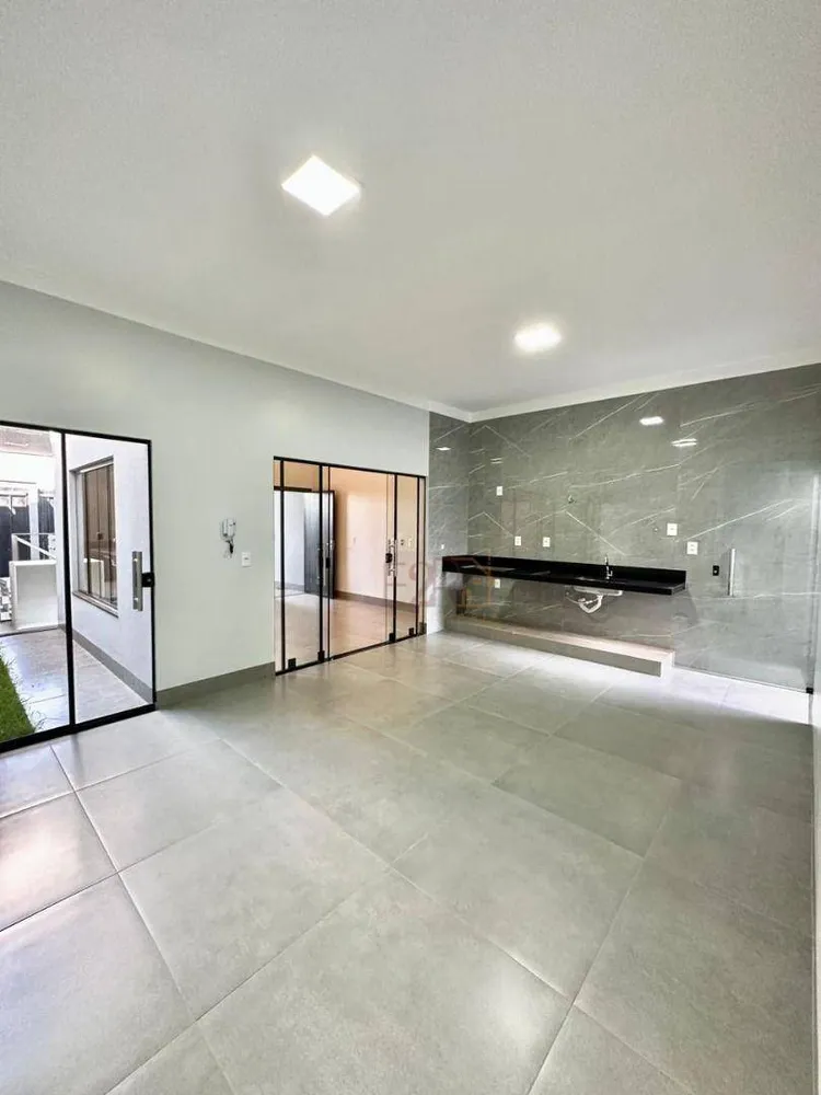 Casa, 3 quartos, 131 m² - Foto 2