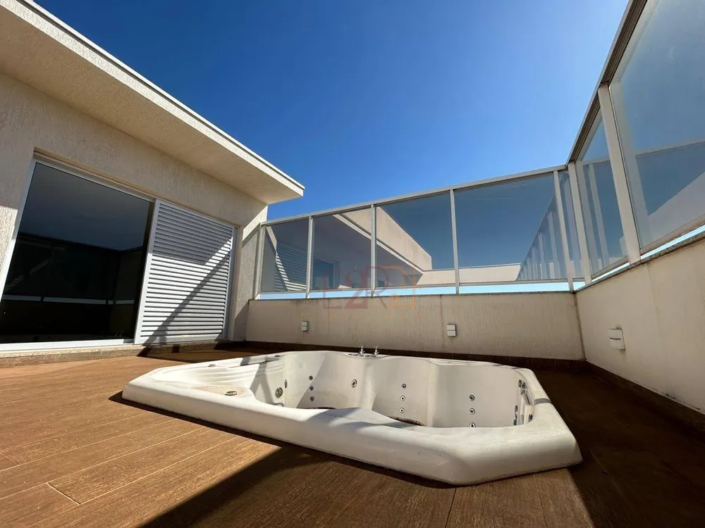 Apartamento, 3 quartos, 192 m² - Foto 1