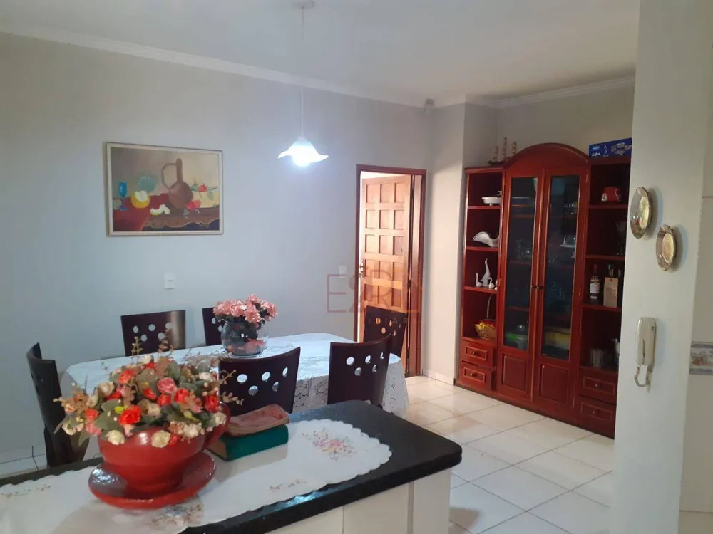 Casa, 3 quartos, 320 m² - Foto 4