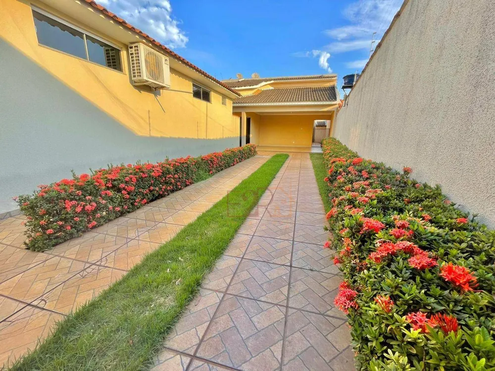 Casa, 3 quartos, 271 m² - Foto 3