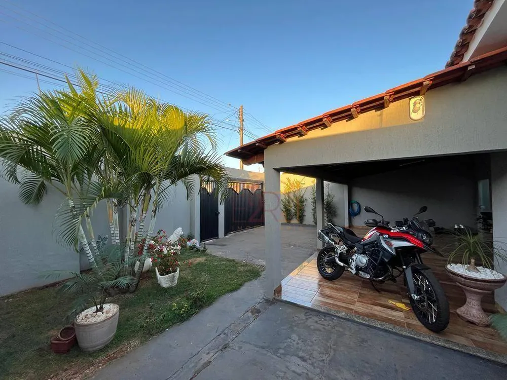 Casa, 3 quartos, 180 m² - Foto 3