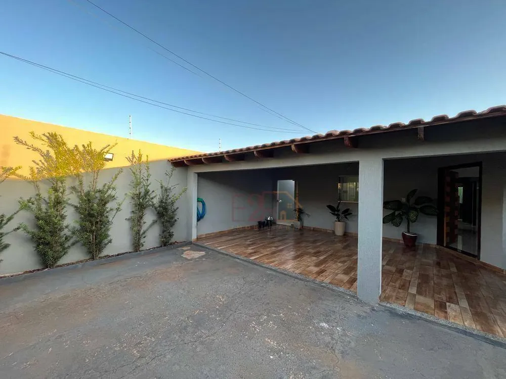 Casa, 3 quartos, 180 m² - Foto 1