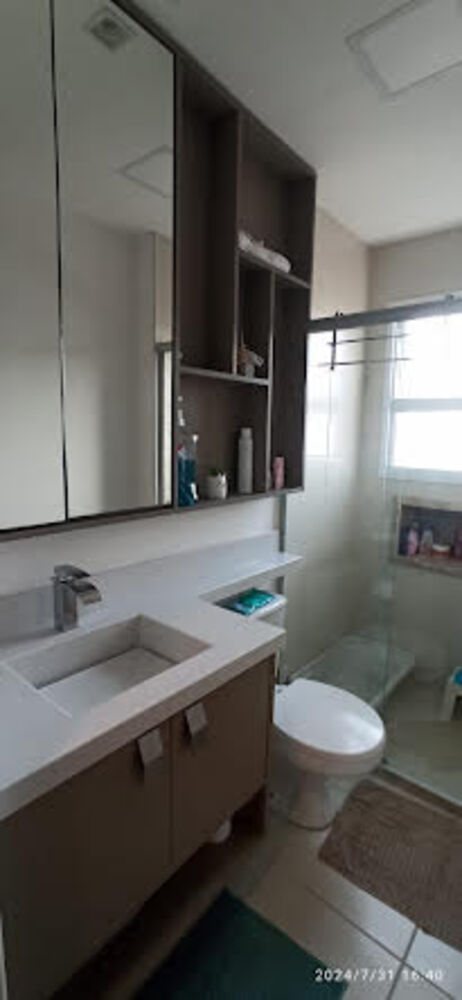 Apartamento à venda com 3 quartos, 116m² - Foto 2