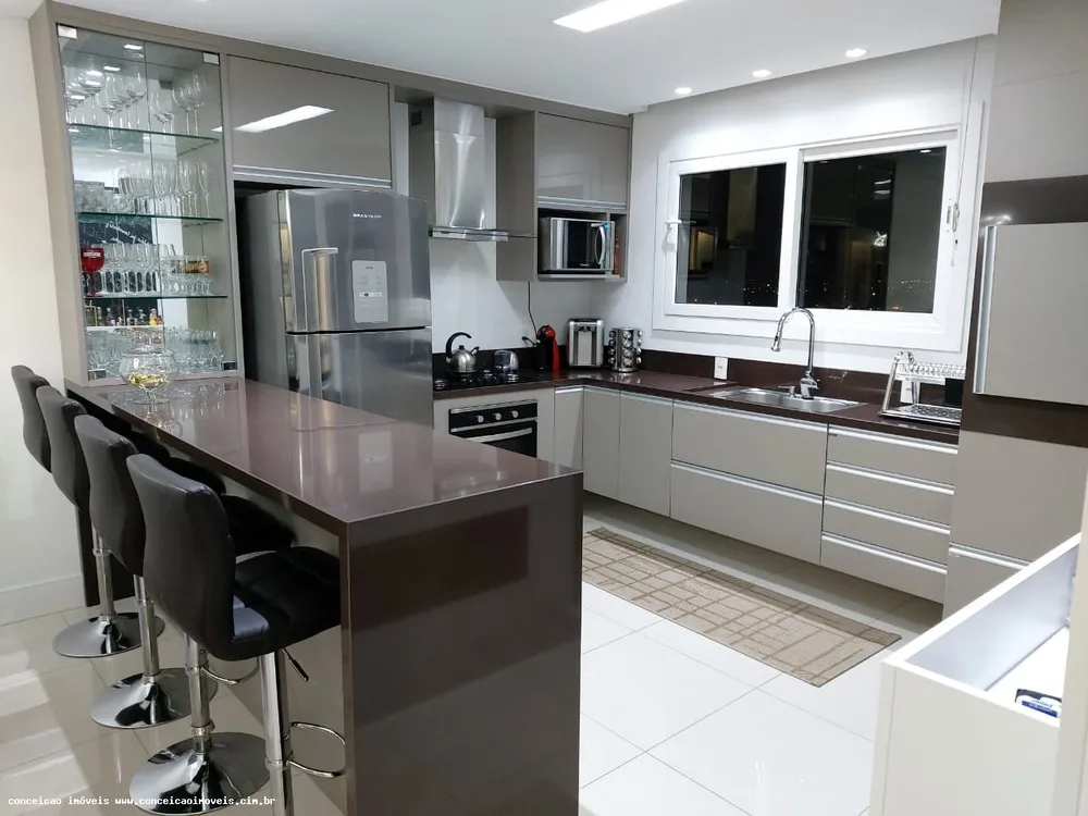 Apartamento, 3 quartos, 125 m² - Foto 2