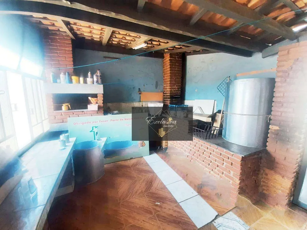Casa, 6 quartos, 145 m² - Foto 3