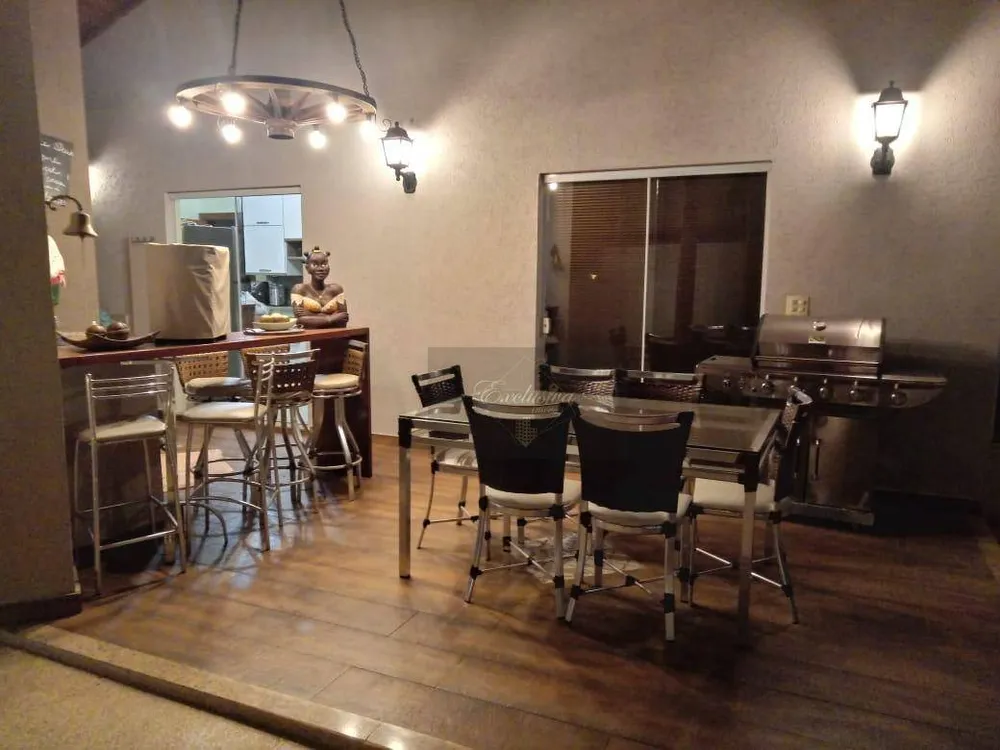 Casa, 3 quartos, 311 m² - Foto 12