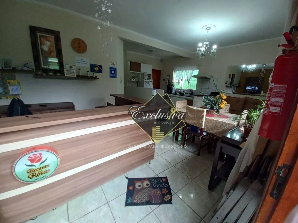 Casa, 4 quartos, 190 m² - Foto 2