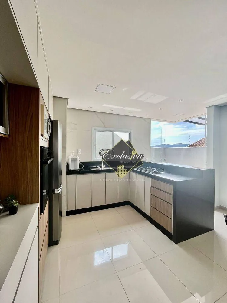 Casa, 3 quartos, 141 m² - Foto 17