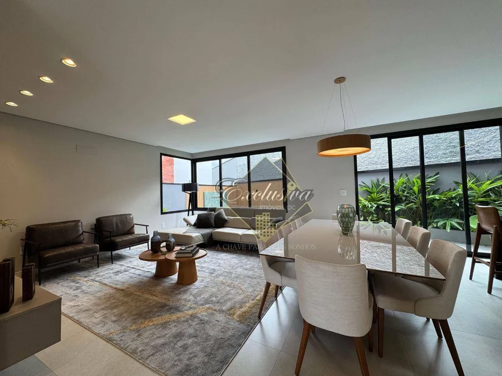 Casa, 3 quartos, 247 m² - Foto 4
