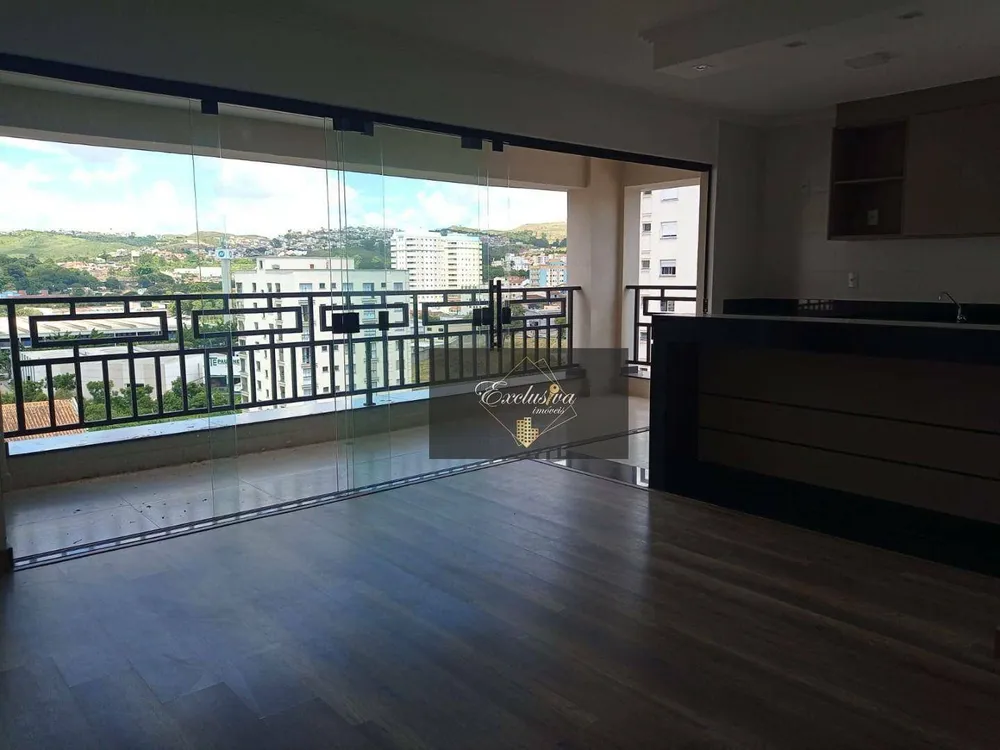 Apartamento, 3 quartos, 135 m² - Foto 1