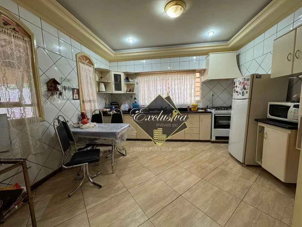 Casa, 4 quartos, 250 m² - Foto 16