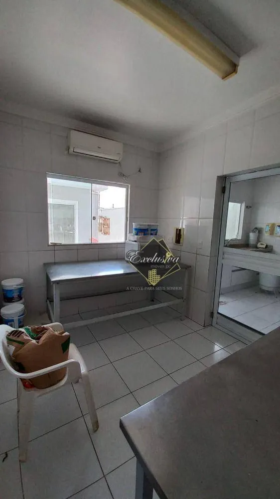 Casa, 3 quartos, 300 m² - Foto 17
