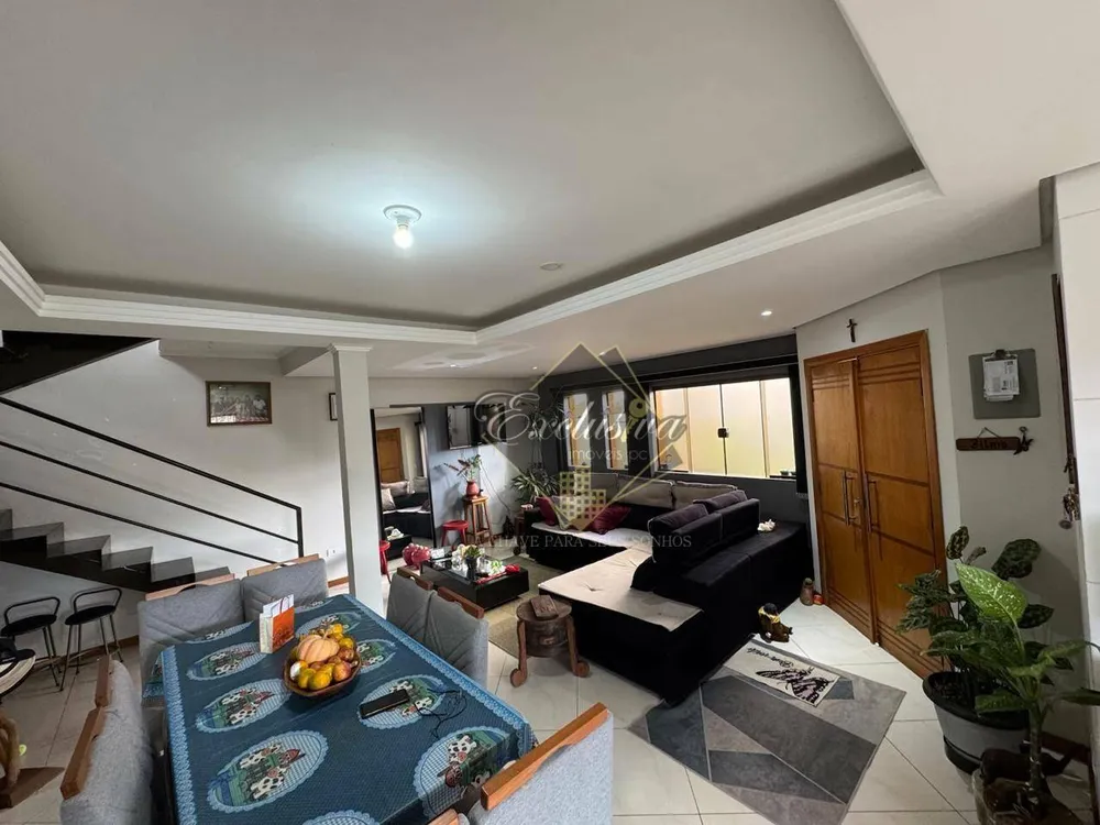 Casa, 3 quartos, 158 m² - Foto 2