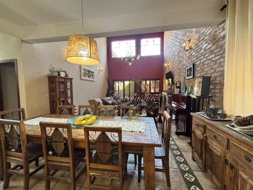 Casa, 3 quartos, 302 m² - Foto 4