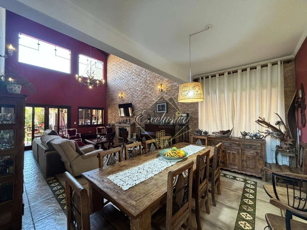 Casa, 3 quartos, 302 m² - Foto 3
