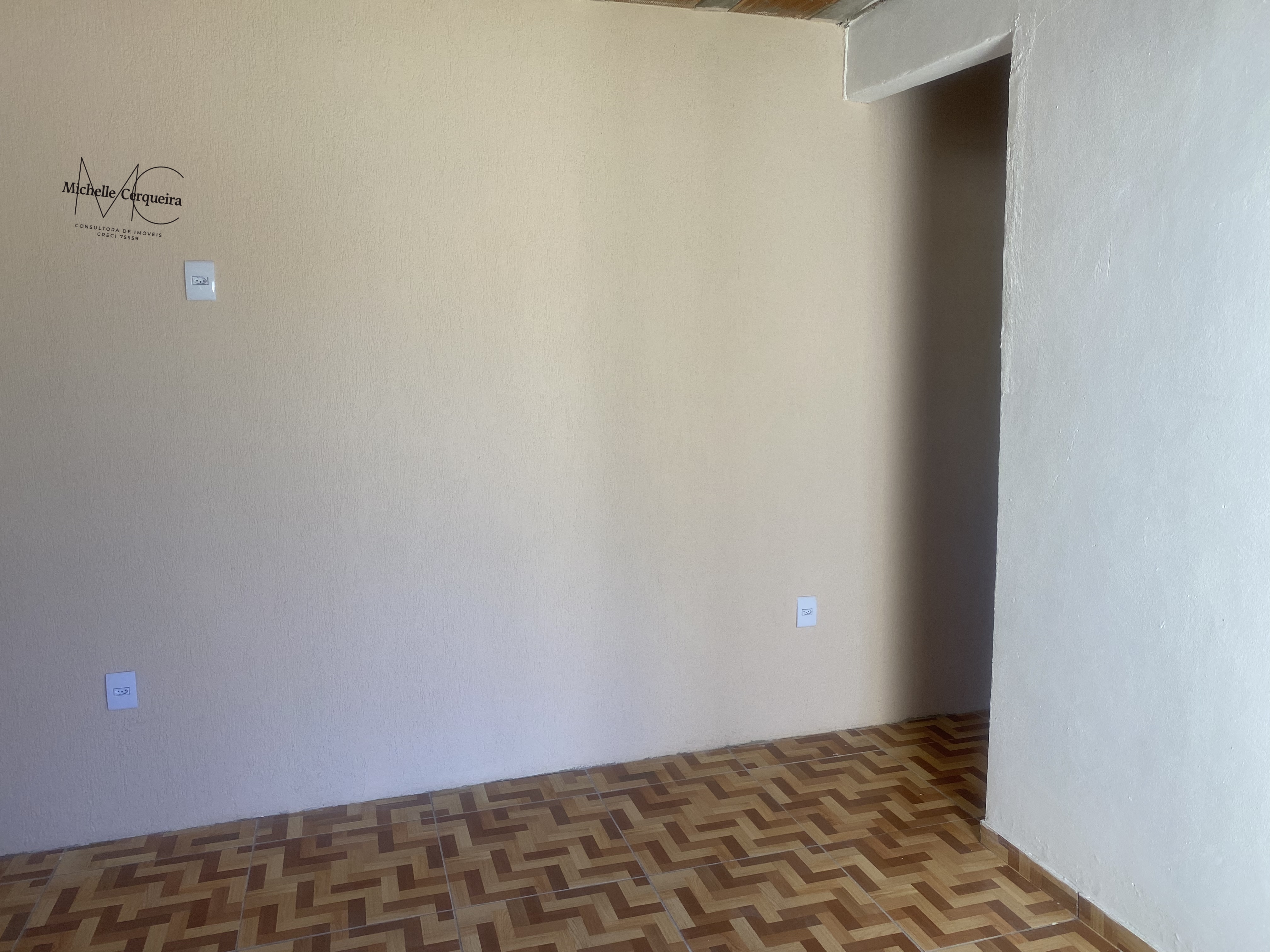 Casa à venda com 1 quarto, 40m² - Foto 2