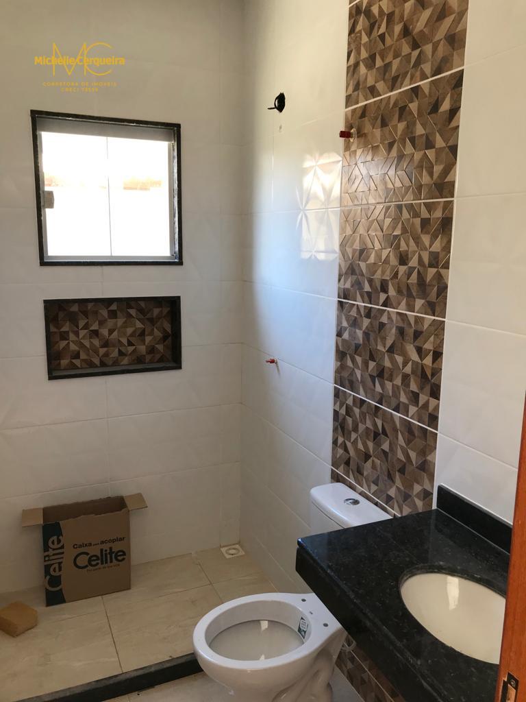 Casa à venda com 2 quartos, 70m² - Foto 13