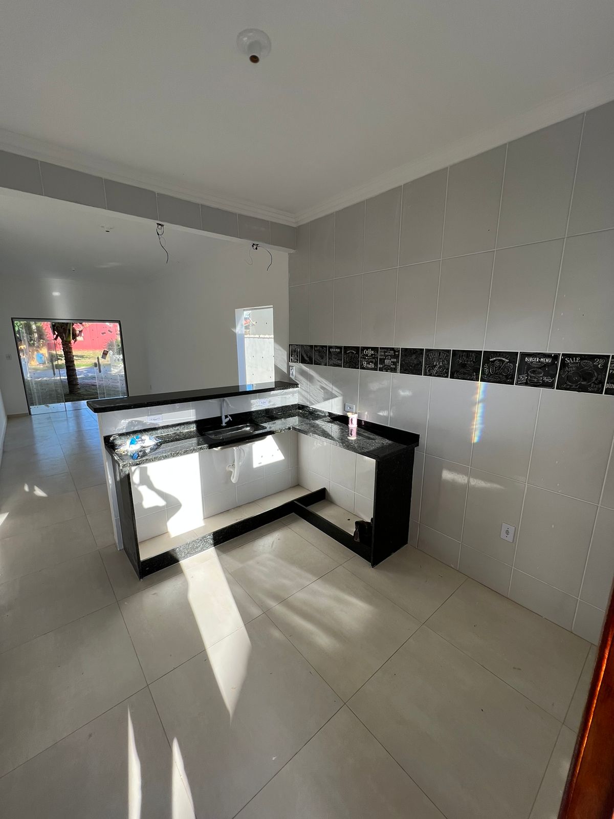 Casa à venda com 2 quartos, 70m² - Foto 10