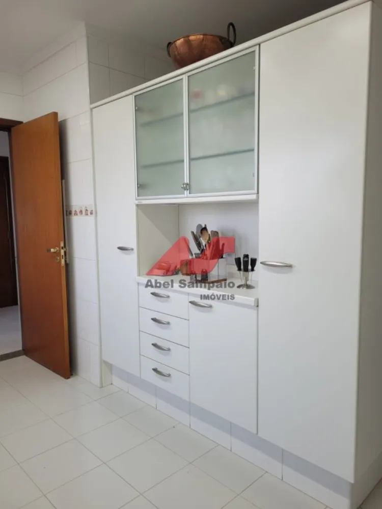 Apartamento, 3 quartos, 290 m² - Foto 2