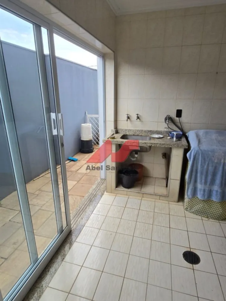 Casa, 3 quartos, 349 m² - Foto 4