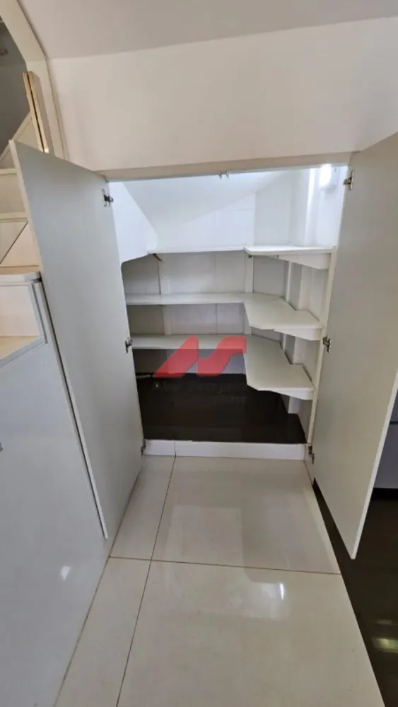Apartamento, 3 quartos, 180 m² - Foto 2