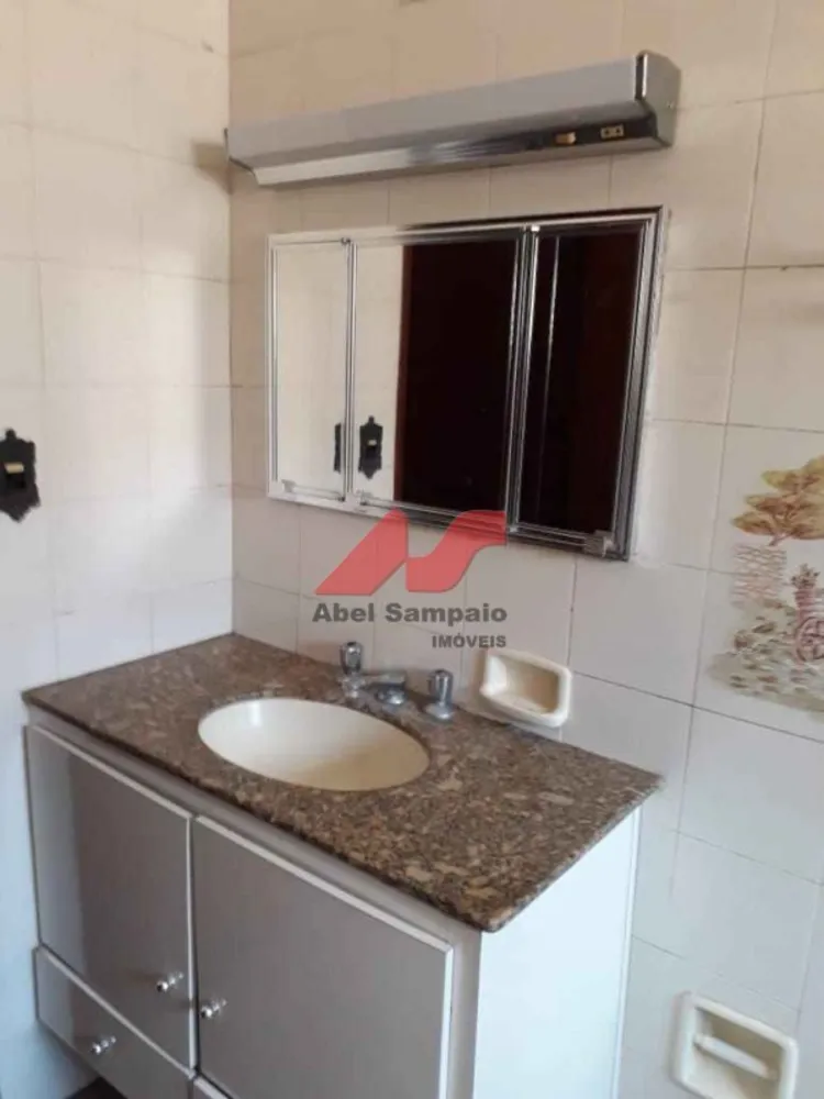 Casa, 4 quartos, 185 m² - Foto 1