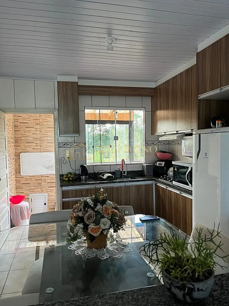 Casa, 6 quartos, 39 m² - Foto 2