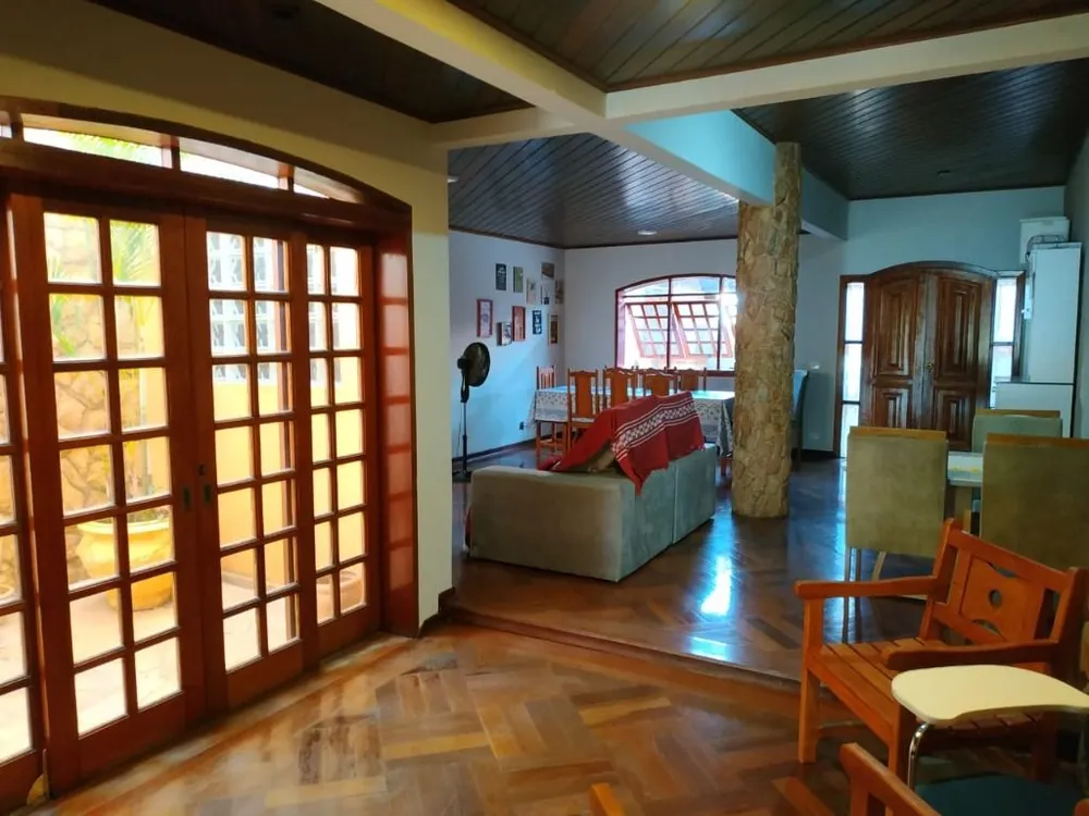 Casa, 3 quartos, 255 m² - Foto 3