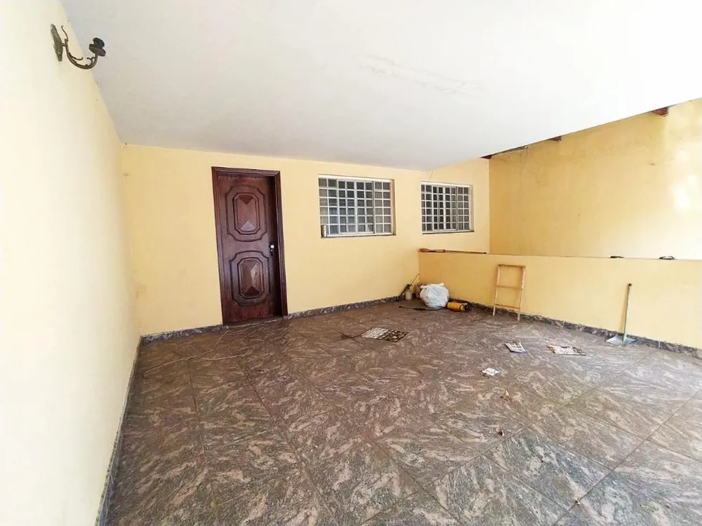Casa, 3 quartos, 249 m² - Foto 3